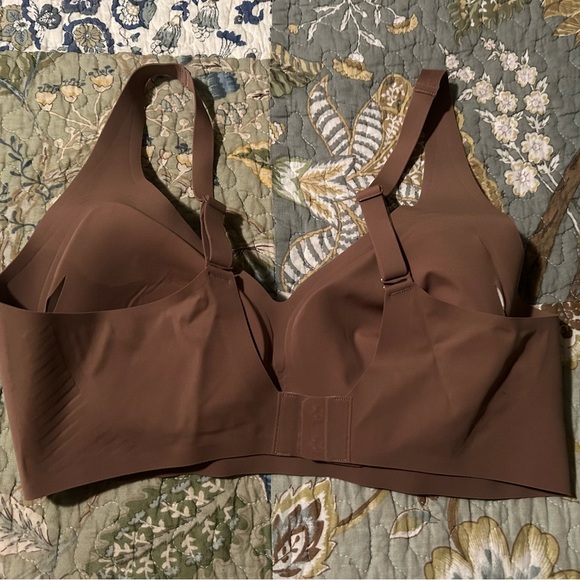 Wireless Bra Women’s - Picture 2 of 4